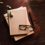 دریچه‌ای به دنیای دانش و تخیل